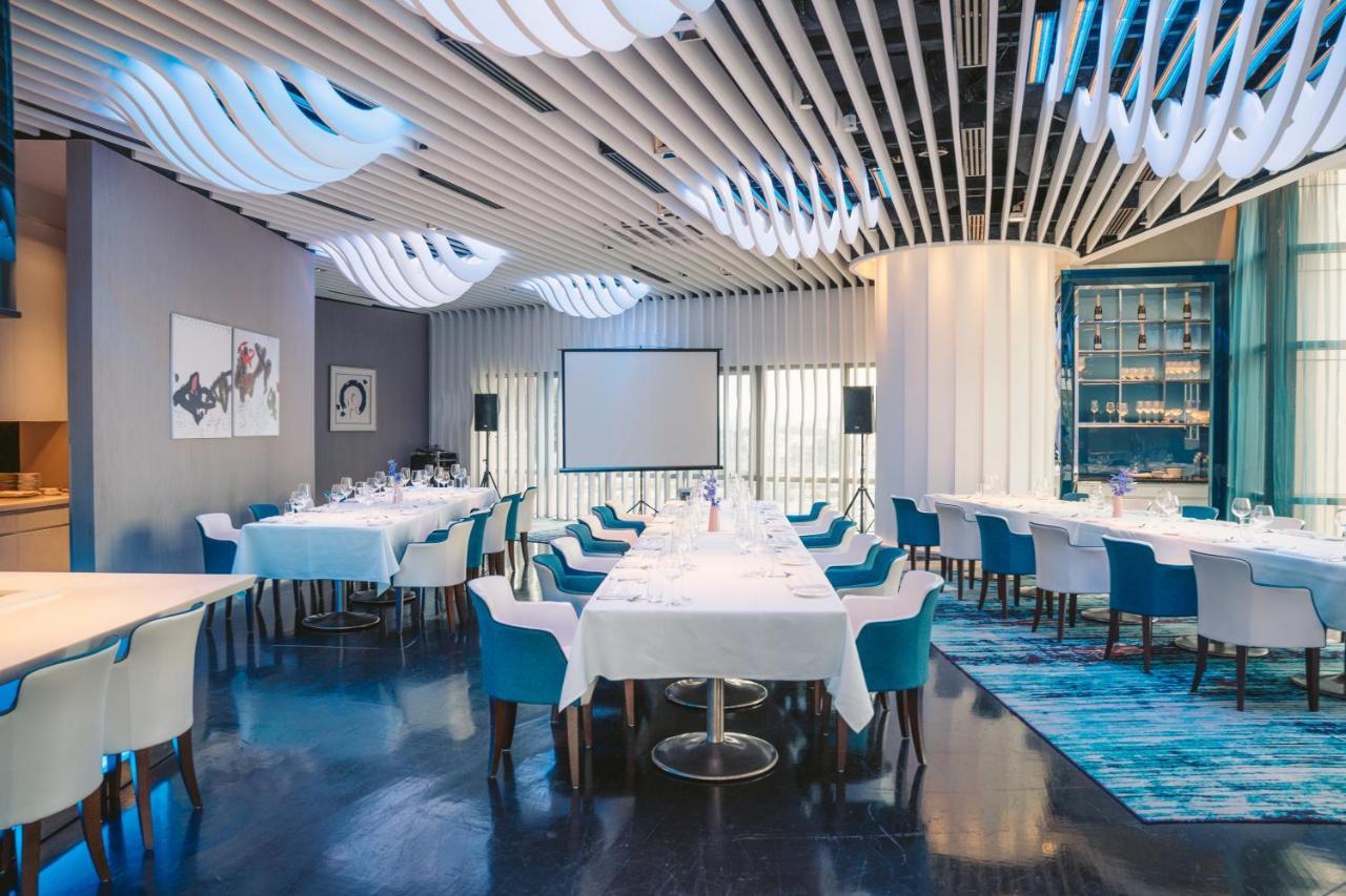 St Giles Gardens Hotel Kuala Lumpur Exterior foto The interior of the restaurant